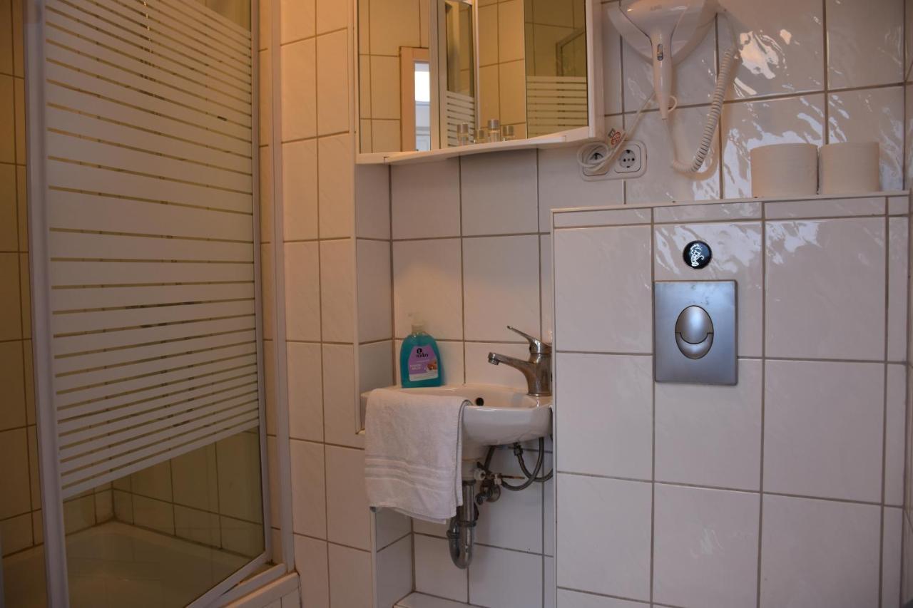 Hotel Schaum Düsseldorf Extérieur photo