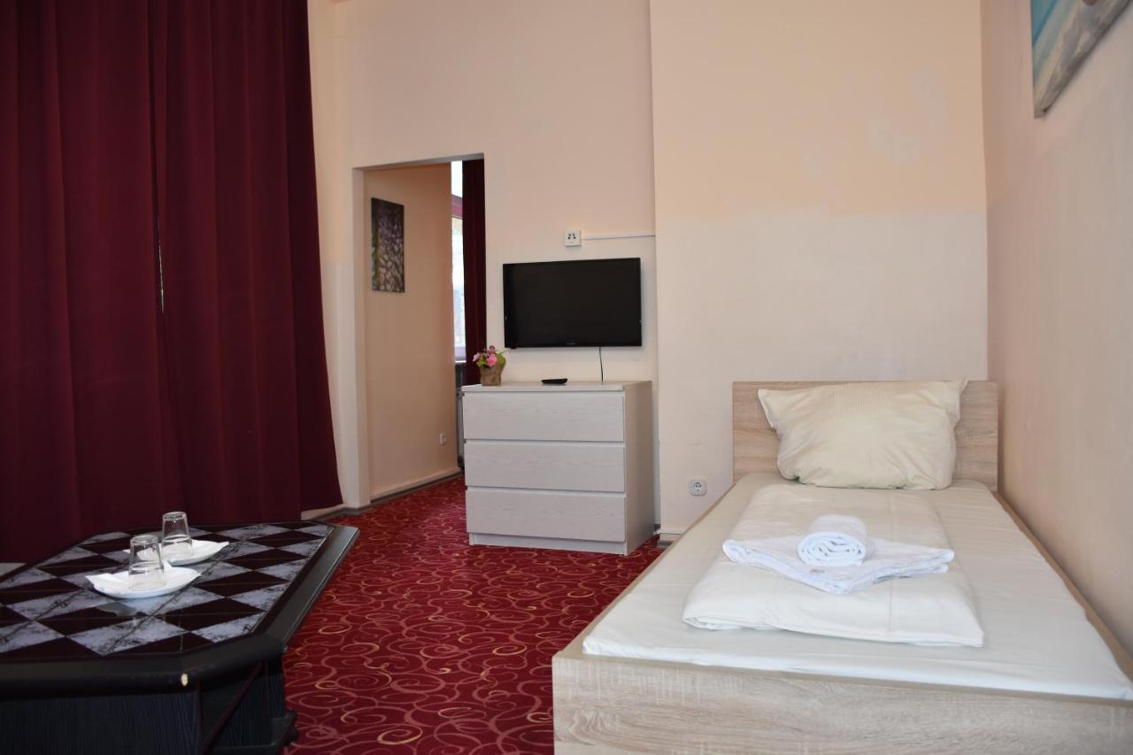 Hotel Schaum Düsseldorf Extérieur photo